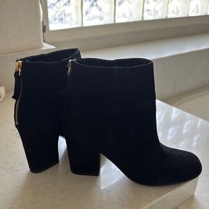 Elegant Black Ankle Boots